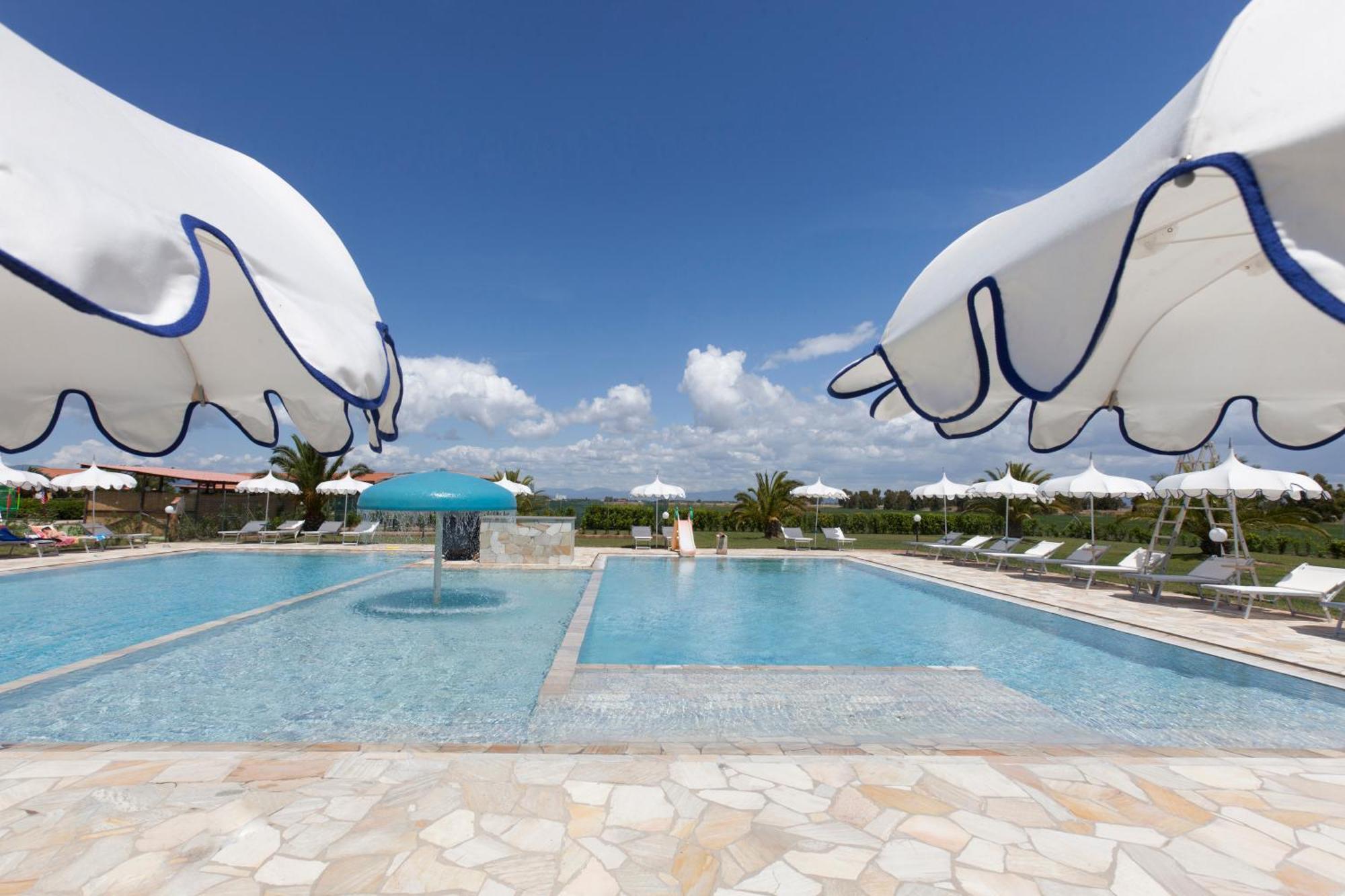 Aparthotel Fattoria Maremmana Marina di Grosseto Zewnętrze zdjęcie